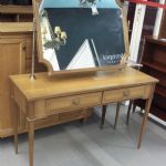 969 3400 DRESSING TABLE